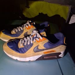 Nike Air Max 90 ‘Bucktan Team Navy’ 