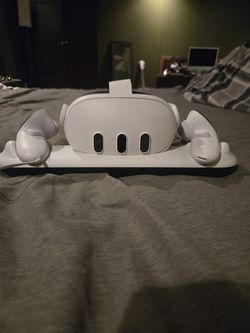 MetaQuest 3 with Charging Port