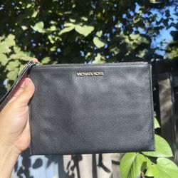 Michael Kors Clutch