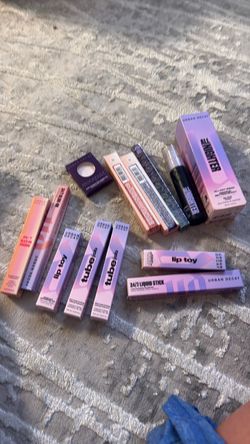 Urban Decay Makeup Bundle
