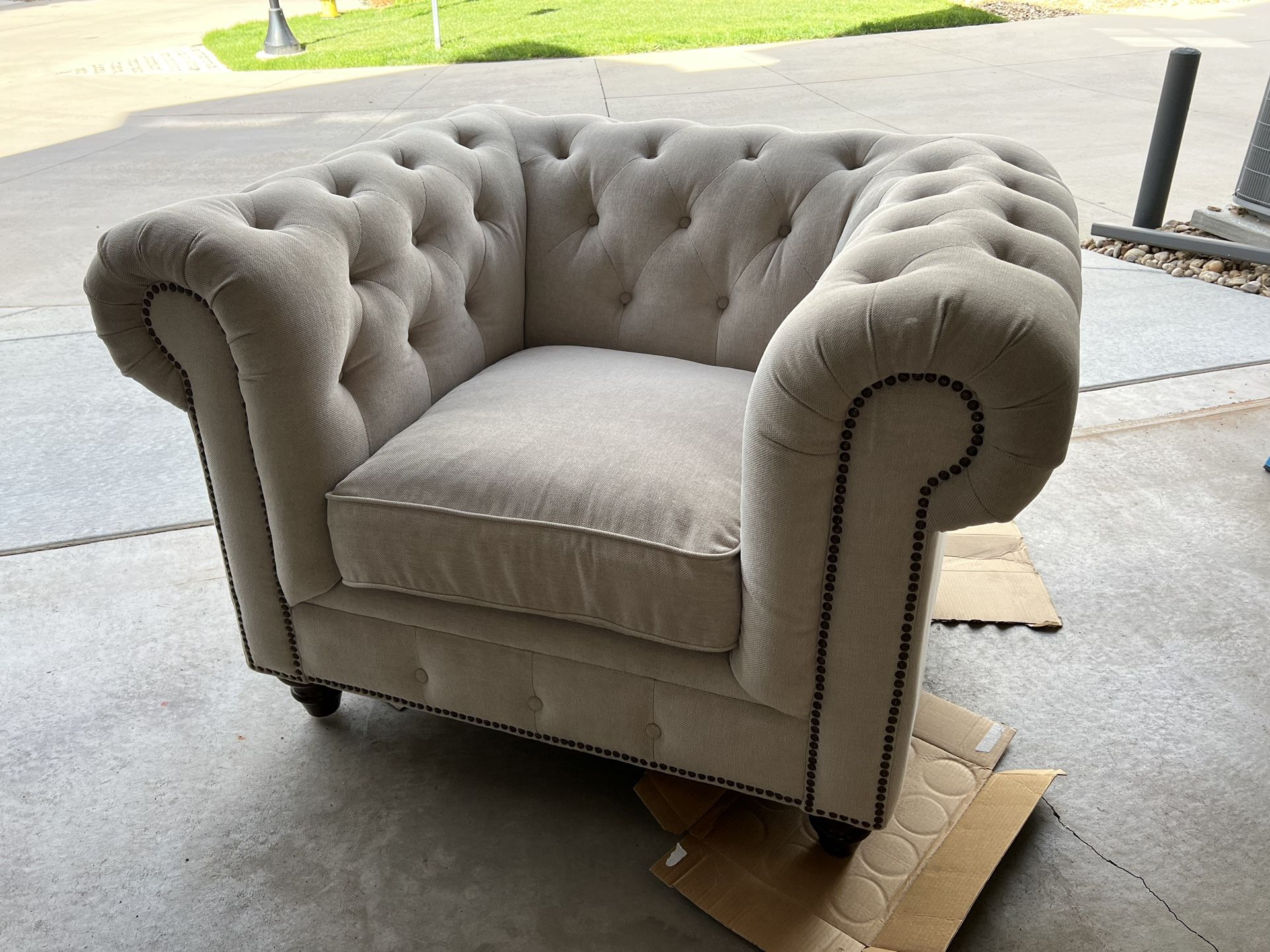 Restoration Hardware Style Chesterfield Club Chair Good Condition