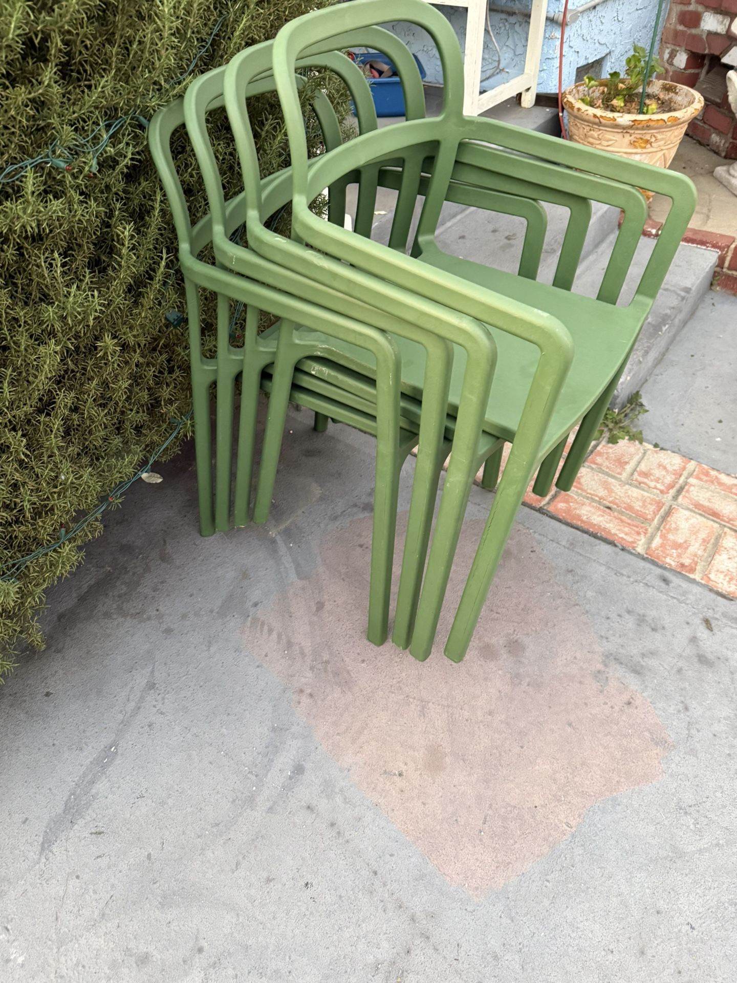 4 IKEA YPPERLIG Green Dinnig Chairs