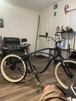 Electra cruiser with custom white wall tires
