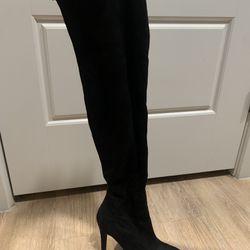 Size 6 Over The Knee Boot