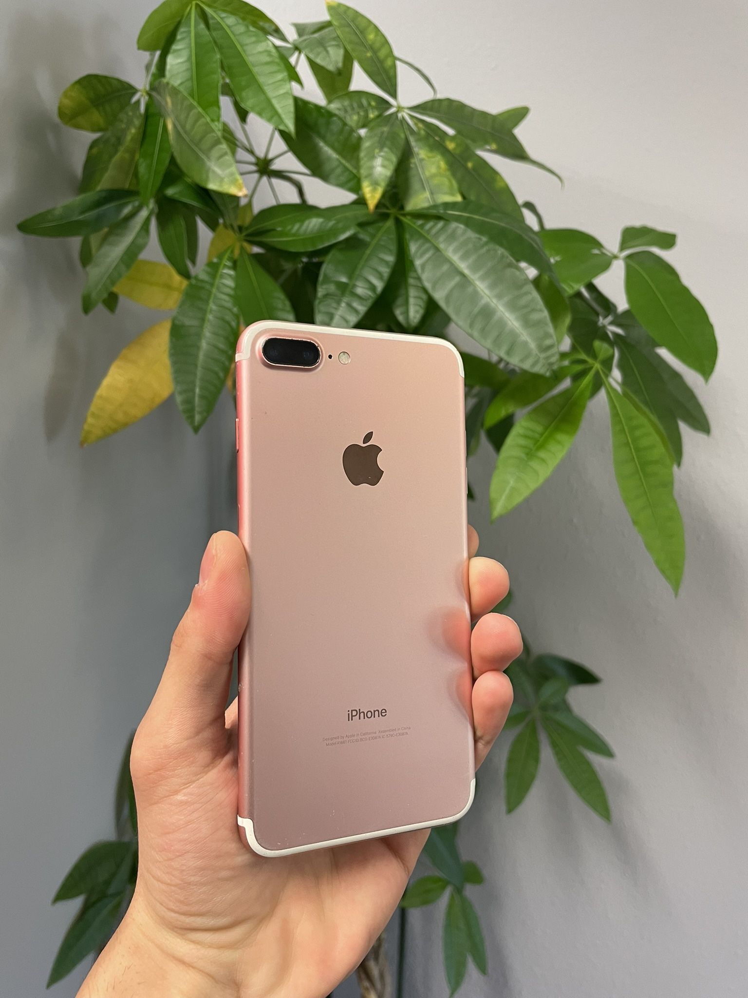 iPhone 7 Plus - T-Mobile/Metro/Mint - 32GB