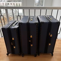 Vince Camuto Luggage Set Of 3 (2 Large 1 Medium) 