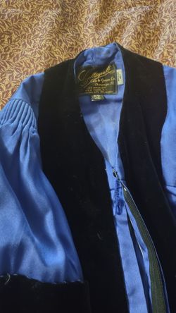 Graduation Gown Doctorate Size 52