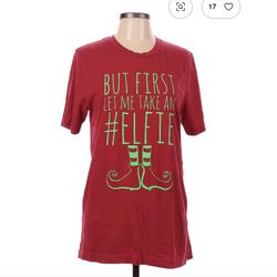Red Short Sleeve Graphic T-Shirt Size L let me take an elfie
