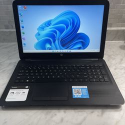 Laptop Hp 15.6” Display 