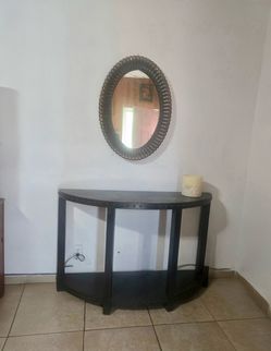 Gorgeous brown entry table and mirror