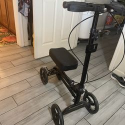 Knee Scooter 