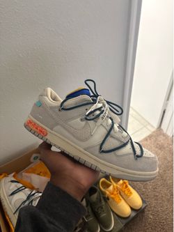 Off white Nike dunk lot 16