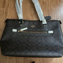 BNWT Brown Coach Handbag 