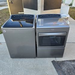 Free Delivery! Large Whirlpool Washer And Dryer