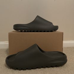 Adidas Yeezy Slide 'granite' Brand New/Dead stock Condition Size 12,6Sku:ID4132