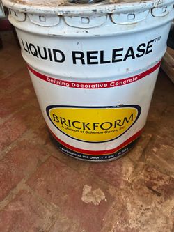 Brick form liquid release