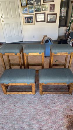 Set of 3 Upholstered bar chairs/2 rolling ottomans
