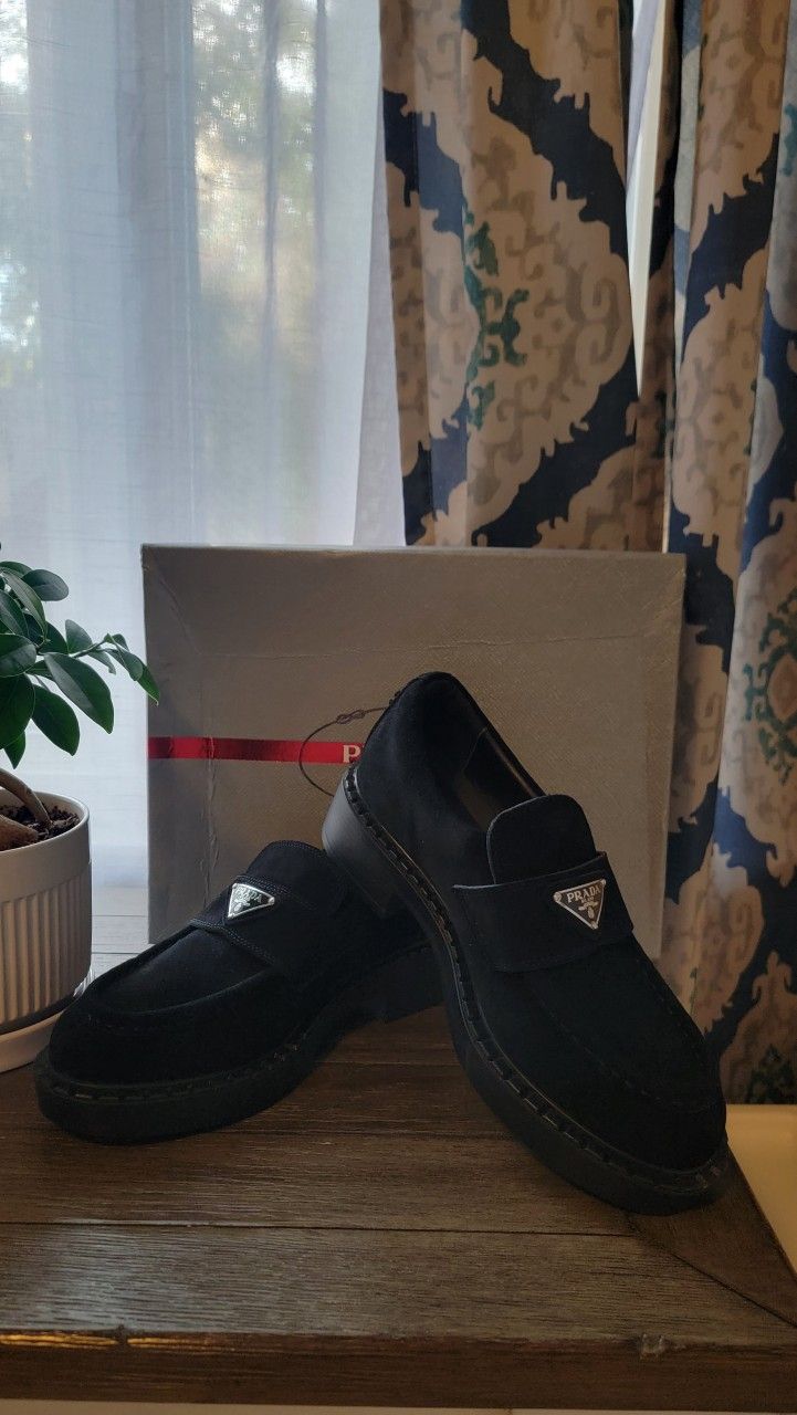 Black Loafers Size 9 Women