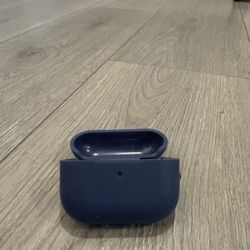 Like New Navy Blue Silicone AirPods Pro Protective Case