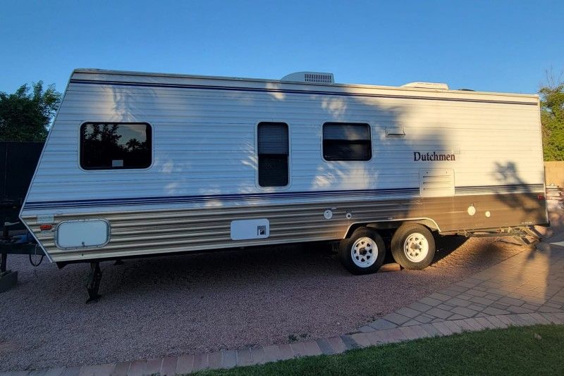 Dutchman 2006 RV 23 Ft Good Condition
