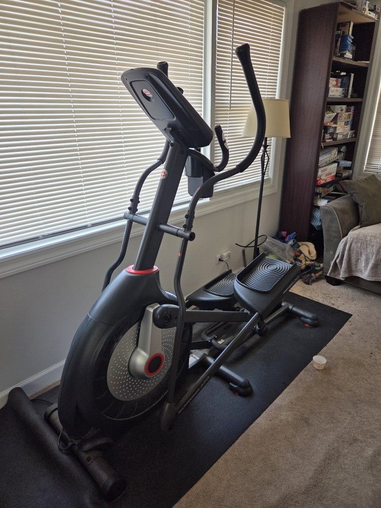 Schwinn 470 Elliptical