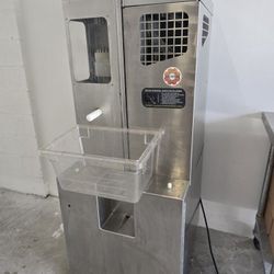 Commercial Citrus Juicer