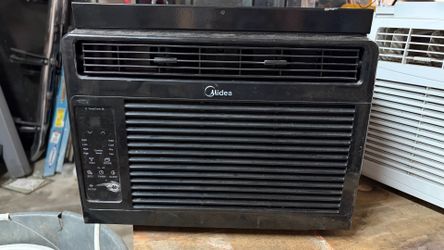 Window A/C small