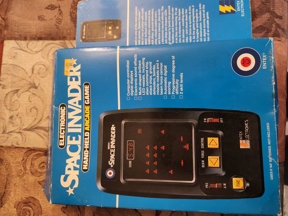 Space Invaders 1980 Game In Box