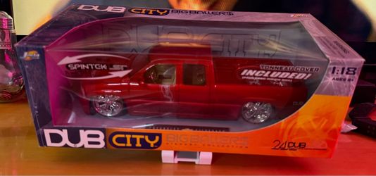 Jada Toys DUB City Big Ballers Chevrolet Silverado with 24-inch wheels 1/18 die cast