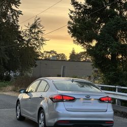 2017 KIA FORTE