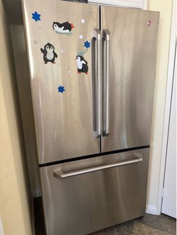 GE Fridge for Sale