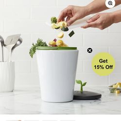 Chef’n EcoCrock Compost Bin