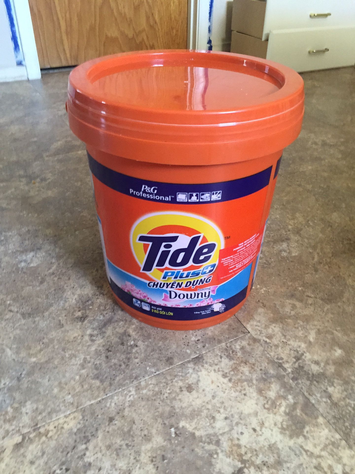 Tide Powder Laundry Detergent...5 Gallon Bucket for Sale in Dallas, TX