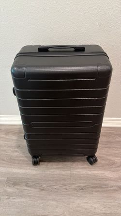 NEW 24” Medium Check In Luggage Suitcase Maleta (Never Used)