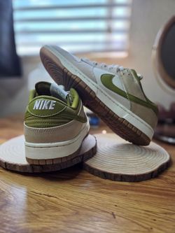 NIKE DUNK LOW Green Suede  Sneakers