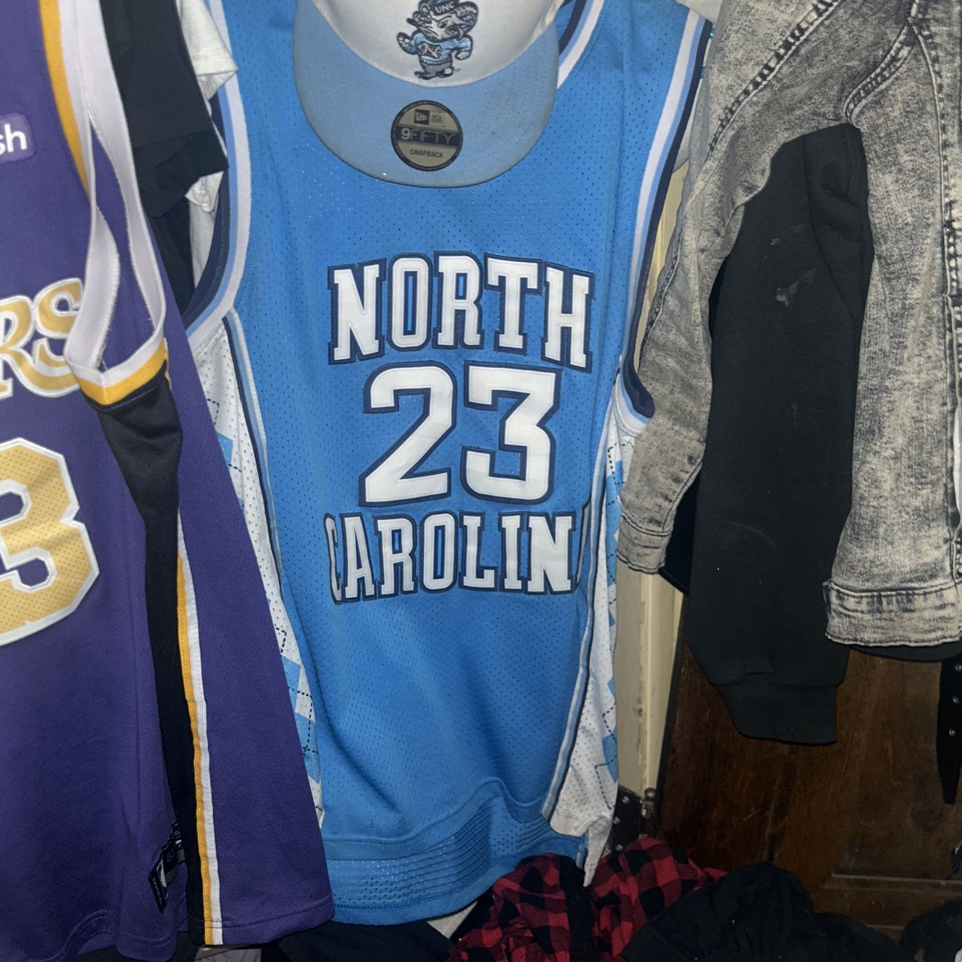 Michael Jordan, North Carolina College Jersey With Matching Snapback