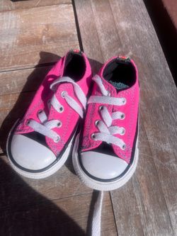 Converse baby pink size 5