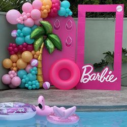Barbie Balloon Garland