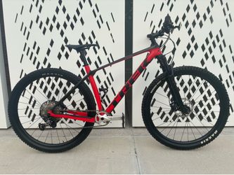 TREK PROCALIBER 9.6 red/black (carbon)