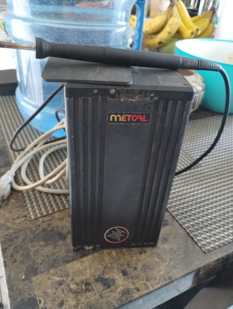 Metcal Ps2e-01 Soldering Station