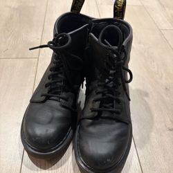 Girls Doc Martens Boots Size 4