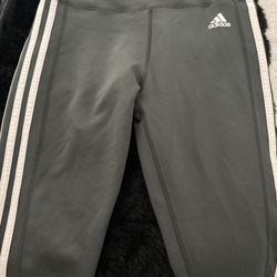 Knee Adidas Leggings