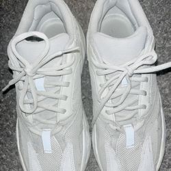 YEEZY BOOST 700 ANALOG