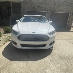 Ford Fusion Energi Plug In 2015 
