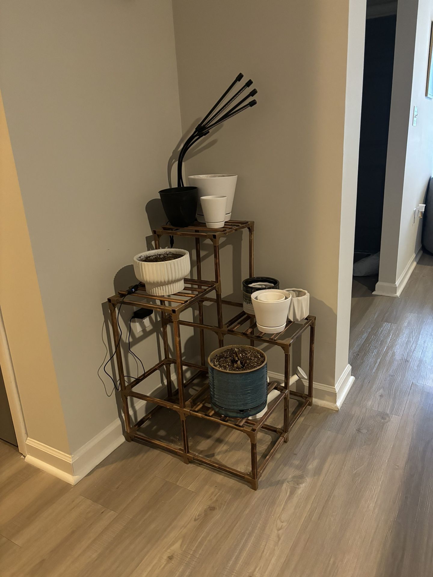 Plant Stand With Planters And Light 