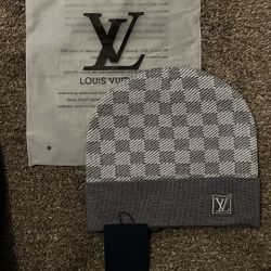 Lv Beanie Grey