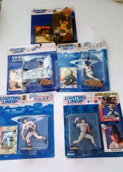 Lot of 5 Starting Lineup Baseball Action Figures