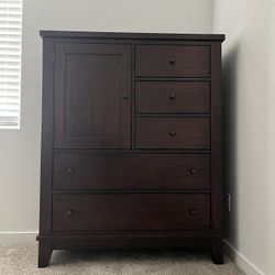 Bedroom Dresser