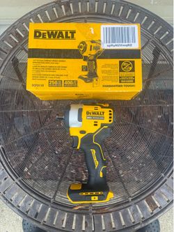 Dewalt 1/2 compact impact wrench 20v brushless (Tool Only)