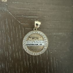 10k gold pendant 